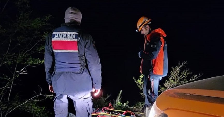 Ormanda kaybolan 3 kişi ölümden döndü