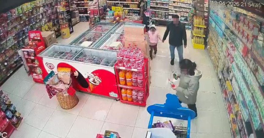Otizmli çocuğunu darp eden baba gözaltında!