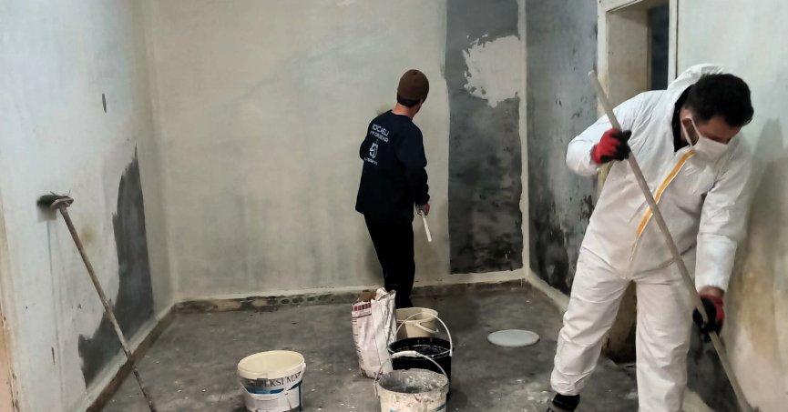 İhtiyaç sahiplerinin evleri yenilendi
