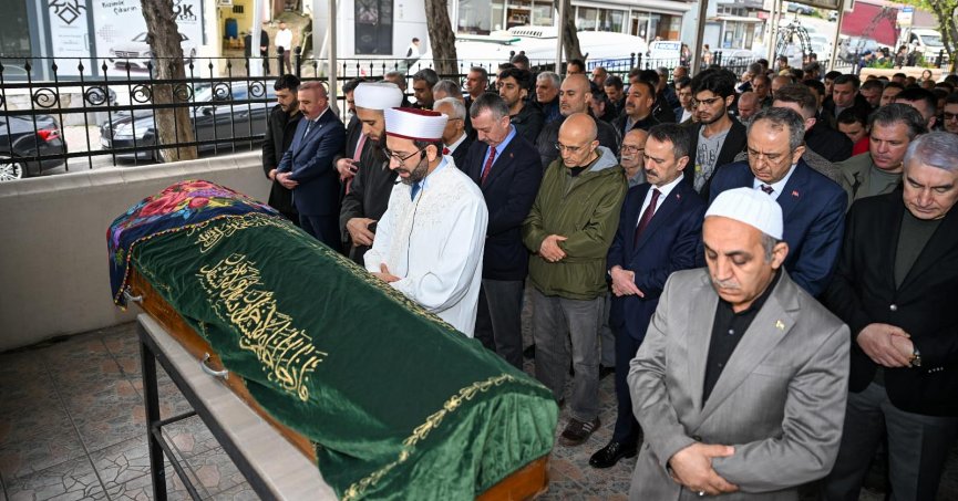 Vali Aktaş, Şehit Annesi Fatma İnceoğlu’nun cenazesine katıldı