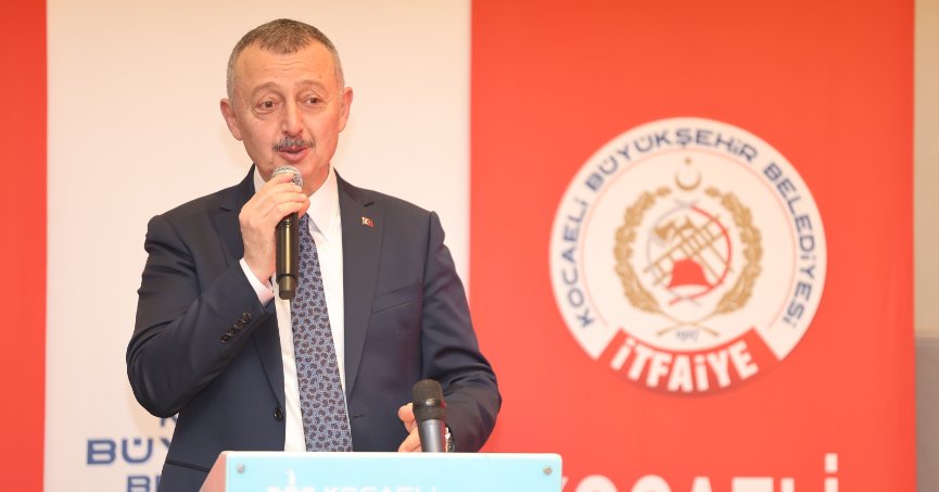 Başkan Büyükakın itfaiye erleriyle buluştu