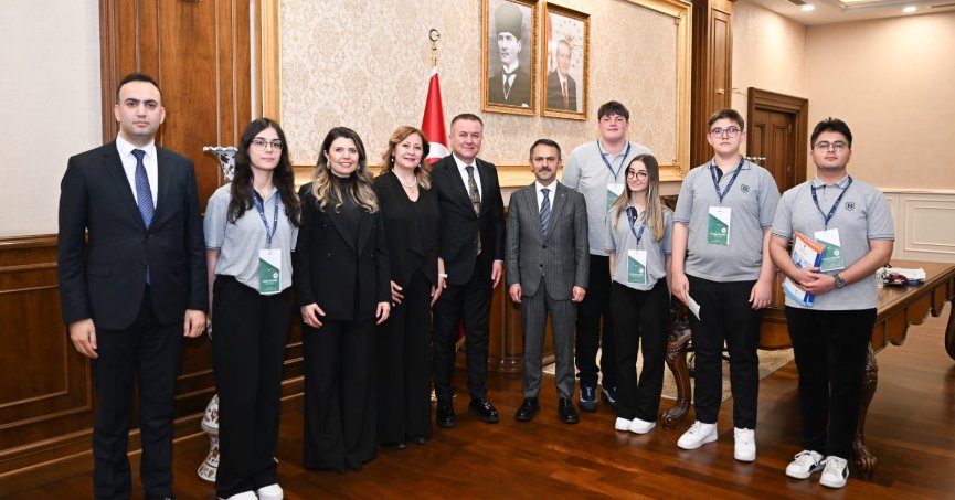 BİLNET öğrencilerinden Vali Aktaş’a ziyaret