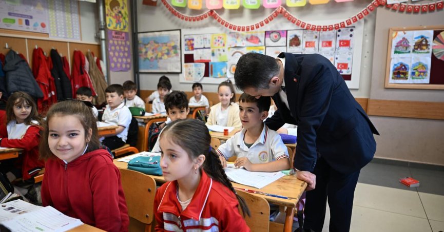 Vali Aktaş'tan öğrencilere moral ziyareti