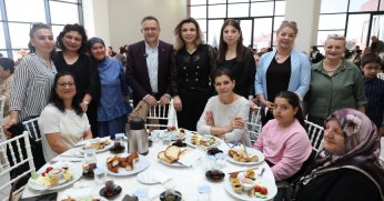 Anneler Günü'nde en anlamlı buluşma