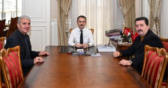 Erzurumlular Derneği’nden Vali Aktaş’a ziyaret