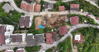 İzmit'te temel kazısı 56 kişiyi evinden etti