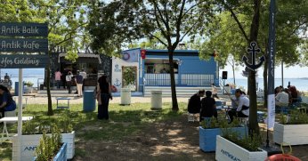 Balık dürüm lezzeti şimdi de İzmit sahilinde