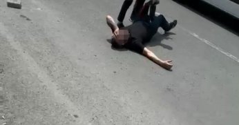 Adliye önünde silahlı saldırıya uğrayan kişi yaralandı