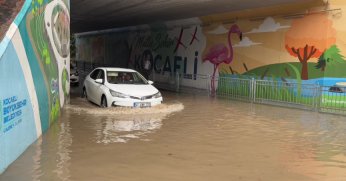  Kocaeli'de sağanak alt geçidi suyla doldurdu