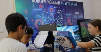 İzmit Belediyesi Robotik Kodlama ve Yazılım Evi’nde eğitimler başladı