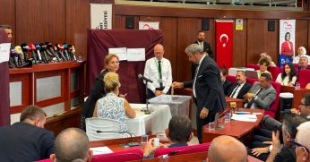 İzmit’te başkan vekili seçiminde 2. tura geçildi