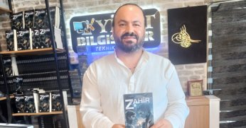 Gölcüklü Yazar Ahmet Koçyiğit'in Romanı 'Zahir' 2. Baskısını Yaptı