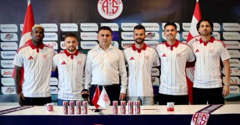 Ahmet Sağat'ın yeni adresi Antalyaspor oldu 