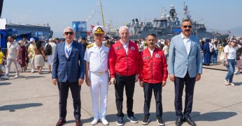Vali Aktaş ile Vali Gül TEKNOFEST’i ziyaret etti