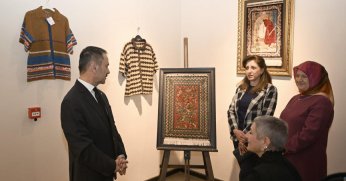 “Yaşayan İnsan Hazineleri” sergisi kapılarını açtı