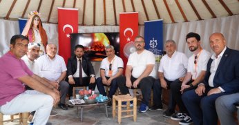 1071'in ruhu Ahlat'ta yeniden hayat buldu