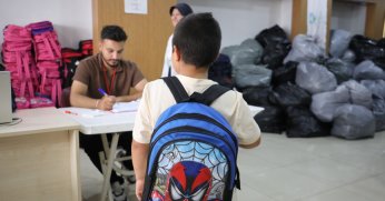 İzmit Belediyesi'nden öğrencilere kırtasiye desteği