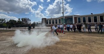 Kocaeli’de 74 personele uygulamalı yangın ve tahliye eğitimi