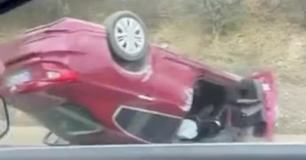Feci kaza: Kontrolden çıkarak takla attı!
