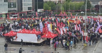 İstiklal Marşı yerine bakın ne çaldırdılar!
